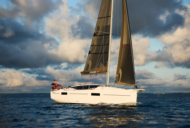 Maxus 35 - Alas
